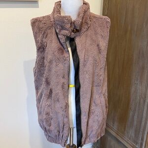Sanctuary Mauve Faux Fur Vest